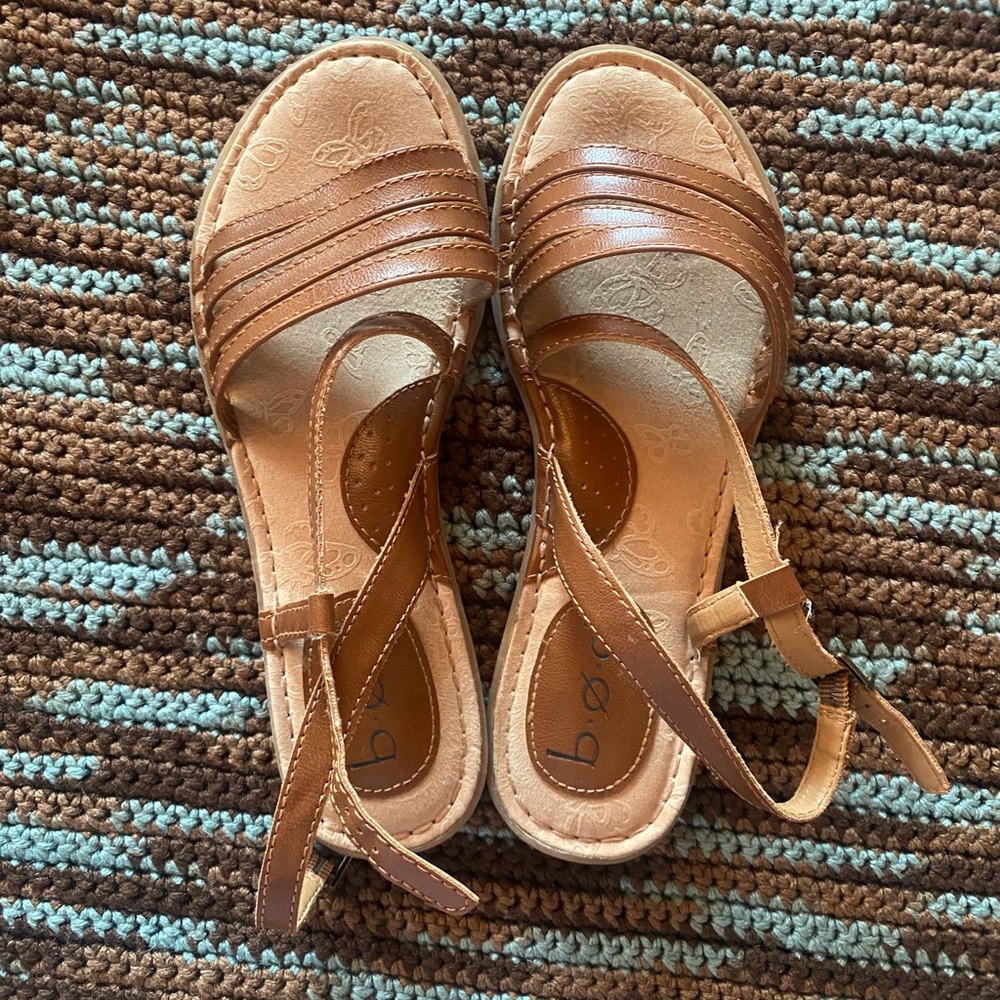 b.o.c. Sandals size 6M